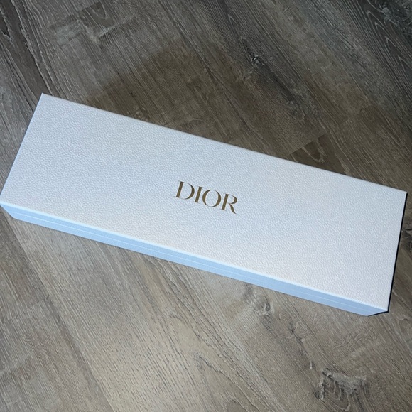 DIOR Box - Picture 2 of 4